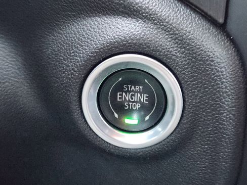 Certified 2021 GMC Sierra 1500 AT4 w/ AT4 Value Package image 21