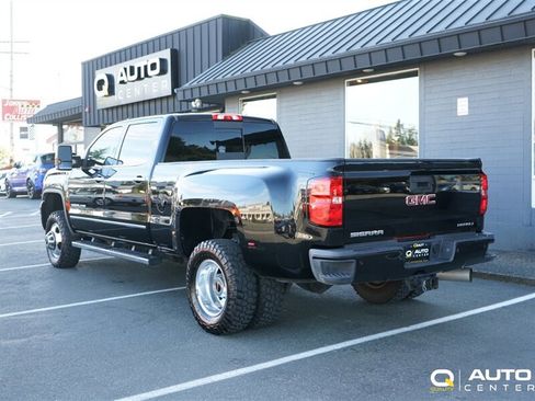 Used 2019 GMC Sierra 3500 Denali w/ Duramax Plus Package AWD/4WD image 9