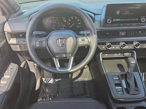 Used 2025 Honda CR-V Sport image 12