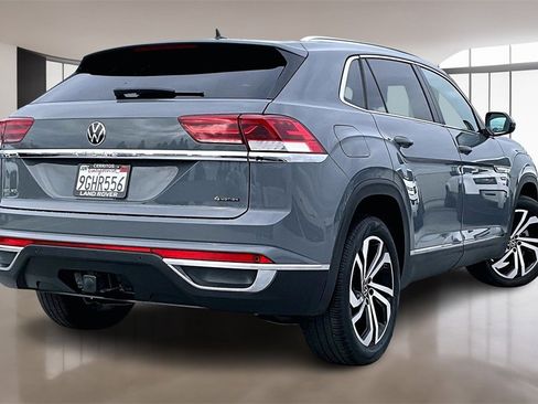 Used 2023 Volkswagen Atlas Cross Sport SEL image 6