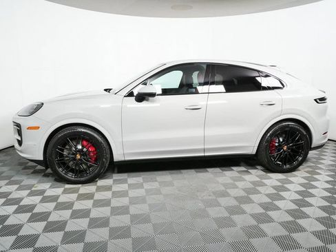 New 2026 Porsche Cayenne S AWD/4WD image 2