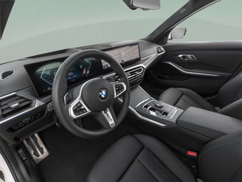 Used 2024 BMW 330i Sedan w/ Convenience Package RWD image 41