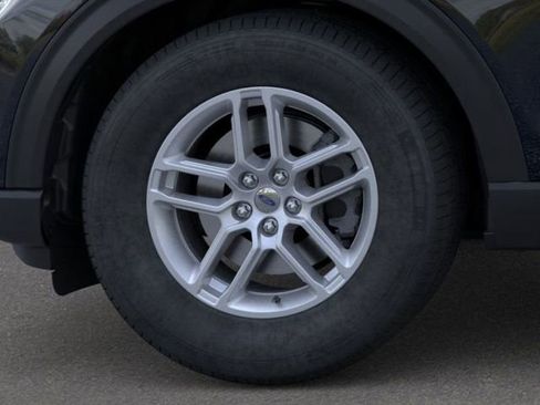 New 2026 Ford Explorer Active RWD image 19