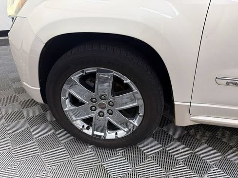 Used 2015 GMC Acadia Denali FWD image 13