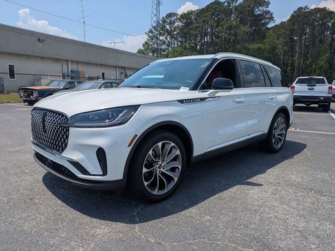New 2026 Lincoln Aviator Reserve RWD image 8