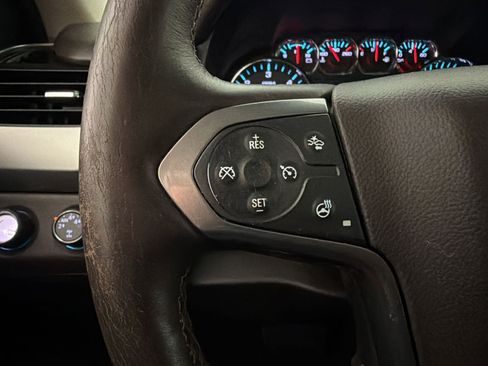 Used 2015 Chevrolet Suburban LTZ AWD/4WD image 10