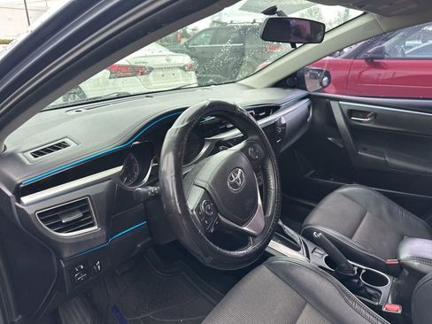 Used 2014 Toyota Corolla S image 9