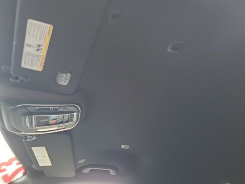 Used 2023 Jeep Wagoneer L Series II w/ Flexible Seating Group image 25