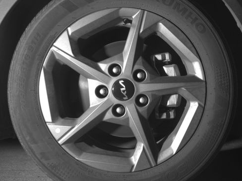 Used 2025 Kia K4 LXS image 13