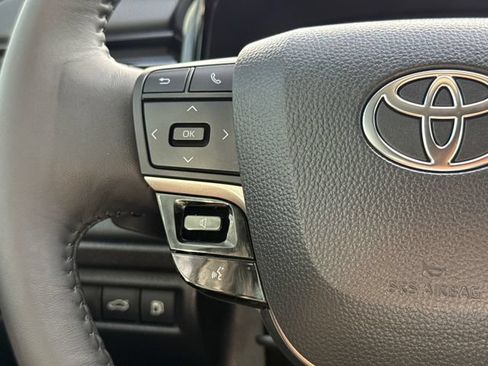 Used 2026 Toyota Camry XSE w/ Premium Package FWD image 28
