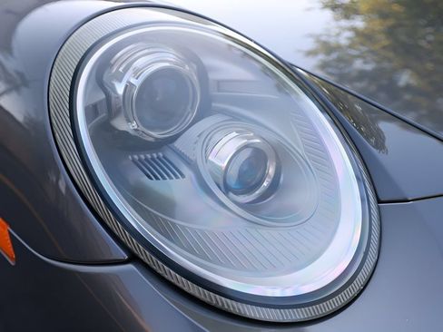 Used 2010 Porsche 911 Turbo AWD/4WD image 40