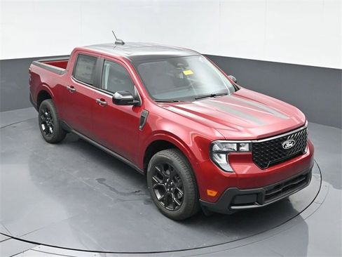 New 2025 Ford Maverick XLT w/ Black Appearance Package image 33