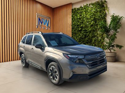 Used 2025 Subaru Forester Premium w/ Convenience Package #1