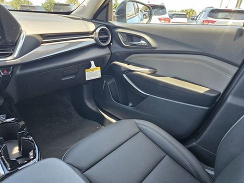 New 2026 Chevrolet Trax ACTIV w/ Driver Confidence Package FWD image 8