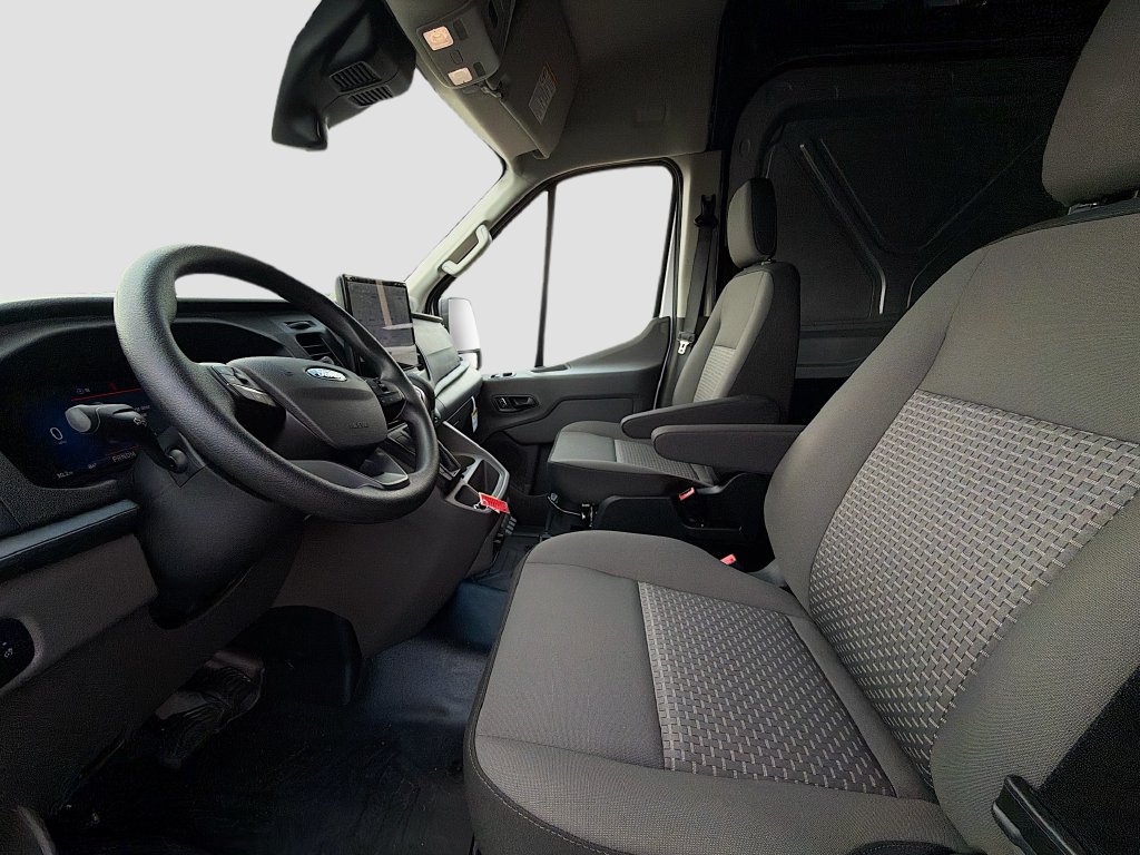 New 2026 Ford Transit 250 148 Medium Roof RWD image 21