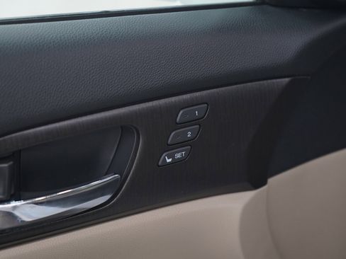 Used 2014 Honda Accord EX-L image 21
