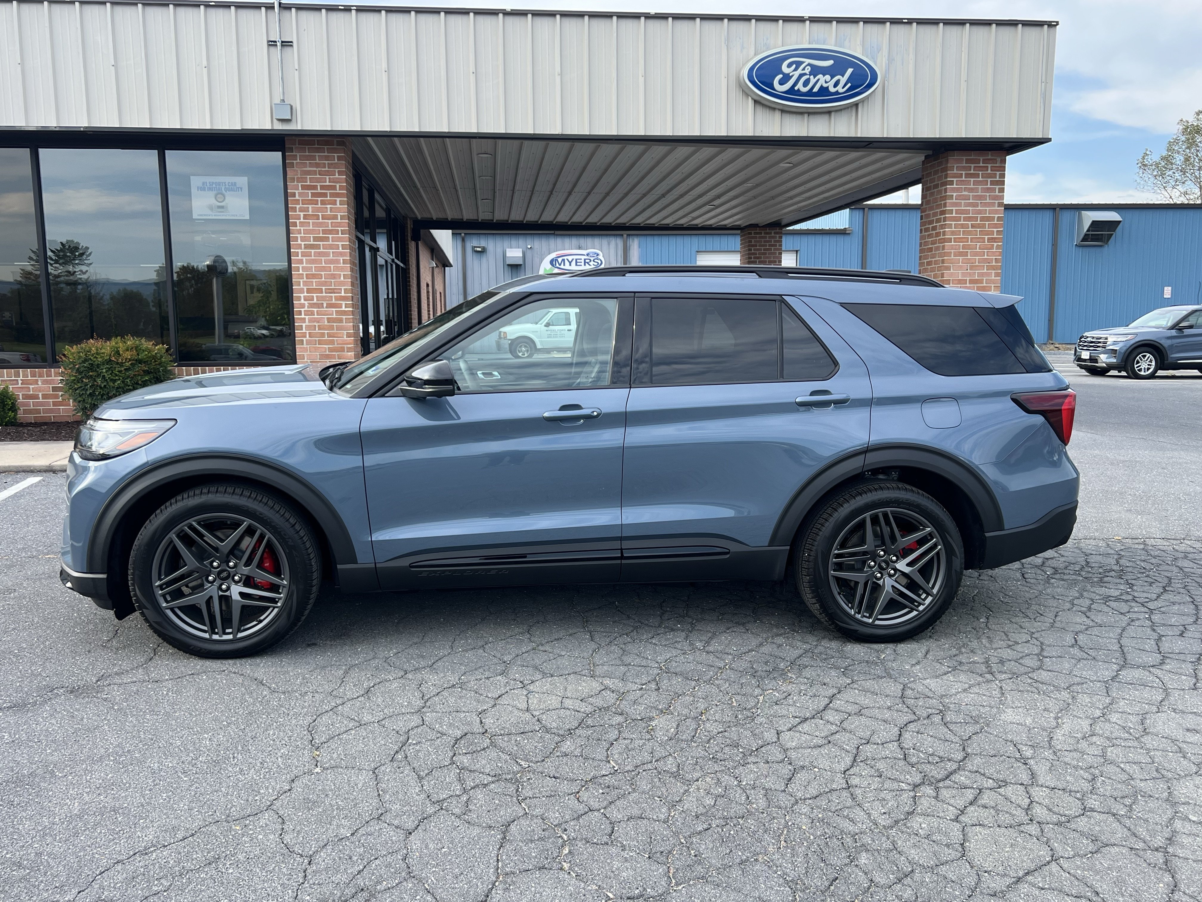 New 2026 Ford Explorer ST w/ Sun And Sound Package AWD/4WD image 1