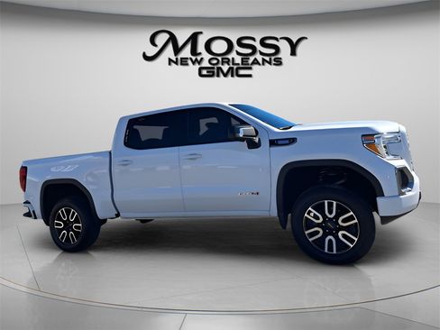 Used 2021 GMC Sierra 1500 AT4 image 3