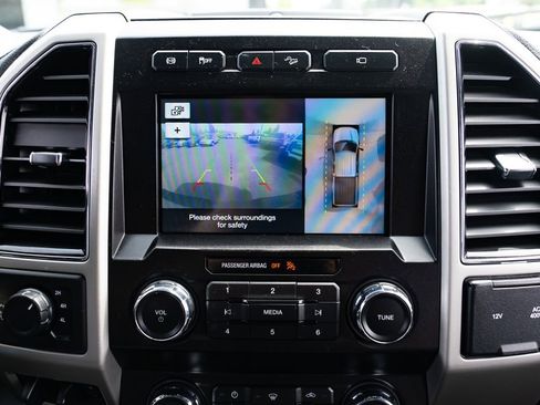Used 2019 Ford F250 Lariat w/ Chrome Package AWD/4WD image 15