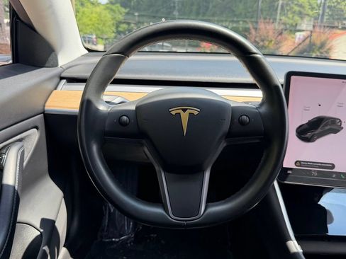 Used 2019 Tesla Model 3 Long Range AWD/4WD image 42