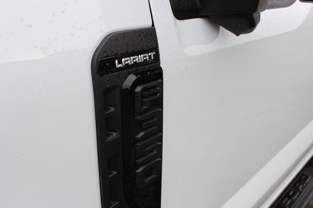 Used 2026 Ford F350 Lariat w/ Black Appearance Package AWD/4WD image 2