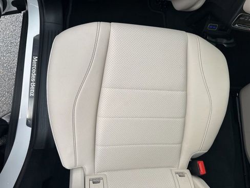 Used 2025 Mercedes-Benz GLS 450 4MATIC image 25