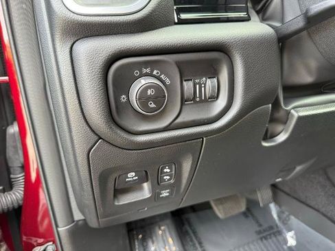Used 2026 RAM 1500 Laramie AWD/4WD image 16