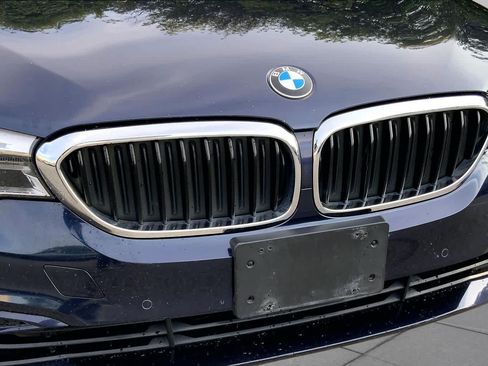 Used 2017 BMW 540i xDrive AWD/4WD image 32