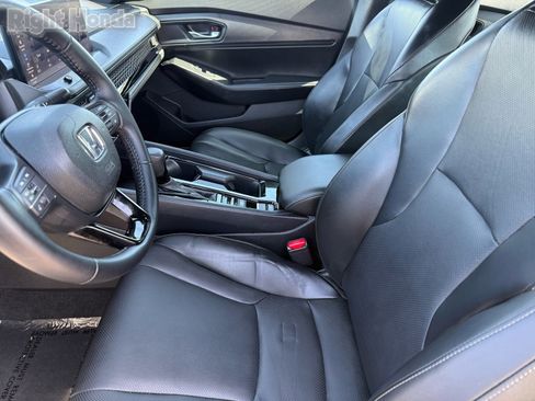 Used 2023 Honda Accord Sport image 13