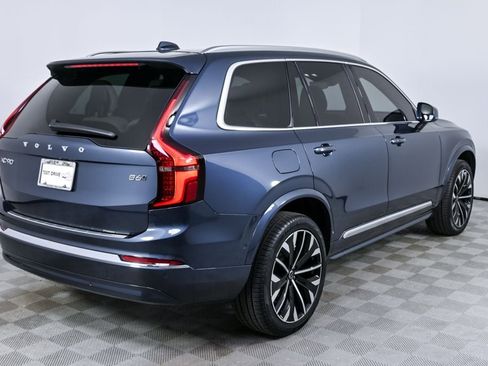 Certified 2026 Volvo XC90 B6 Plus w/ Protection Package Premier AWD/4WD image 31