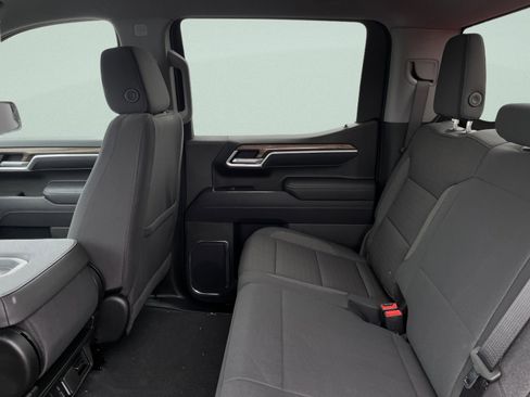 New 2026 Chevrolet Silverado 1500 LT image 17