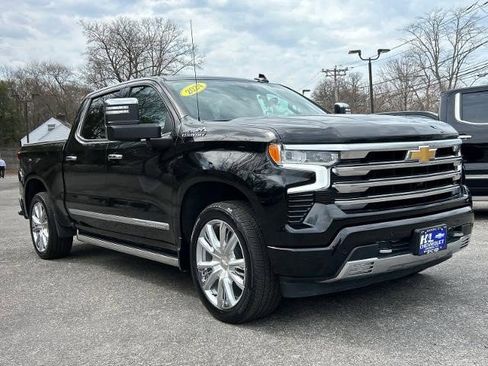 Certified 2024 Chevrolet Silverado 1500 High Country w/ High Country Premium Package image 1