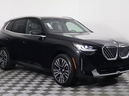 Used 2026 BMW X3 xDrive30 image 3