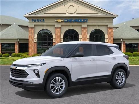 New 2026 Chevrolet TrailBlazer LS w/ LS Convenience Package FWD image 3
