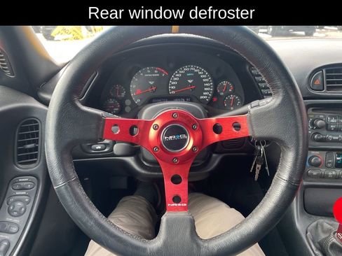 Used 1999 Chevrolet Corvette Convertible w/ Memory Pkg image 9