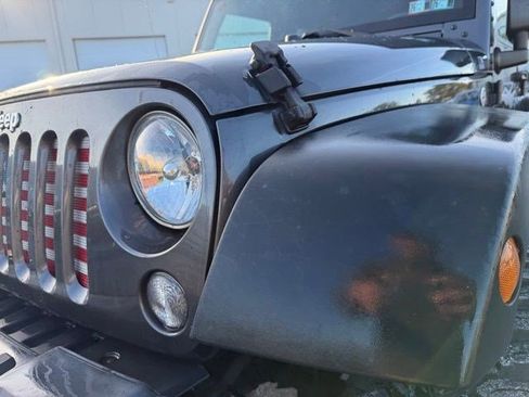 Used 2017 Jeep Wrangler Unlimited Sport w/ Quick Order Package 24S image 12