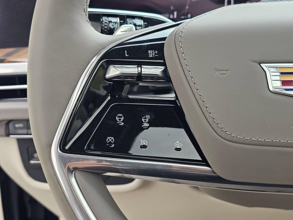 New 2026 Cadillac Escalade ESV Platinum Sport AWD/4WD image 30