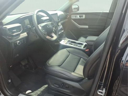 Certified 2024 Ford Explorer Limited w/ Equipment Group 301A AWD/4WD image 13