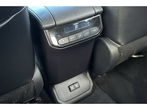 Used 2021 Toyota Highlander XSE FWD image 45