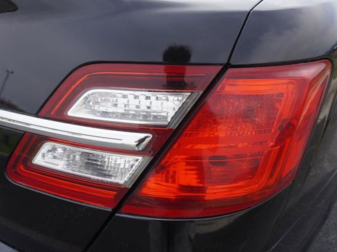 Used 2013 Ford Taurus Police Interceptor AWD image 12