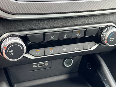 Used 2023 Nissan Altima 2.5 SR image 19