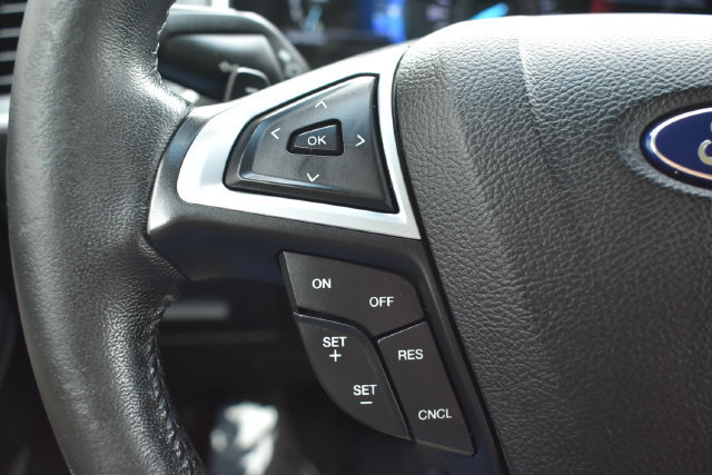 Used 2016 Ford Edge SEL w/ Equipment Group 201A AWD/4WD image 24