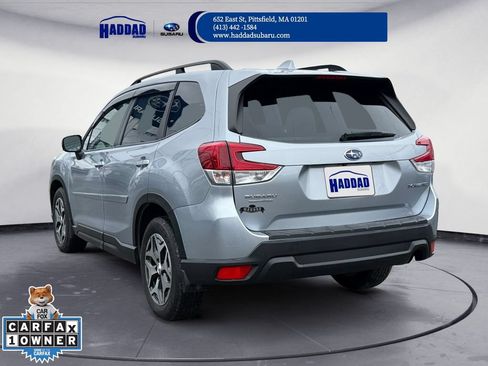 Used 2020 Subaru Forester Premium AWD/4WD image 3