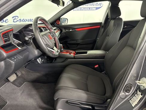 Used 2019 Honda Civic EX image 4