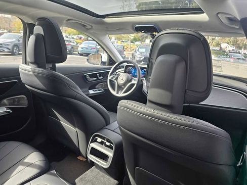 Certified 2025 Mercedes-Benz E 350 4MATIC Sedan image 17