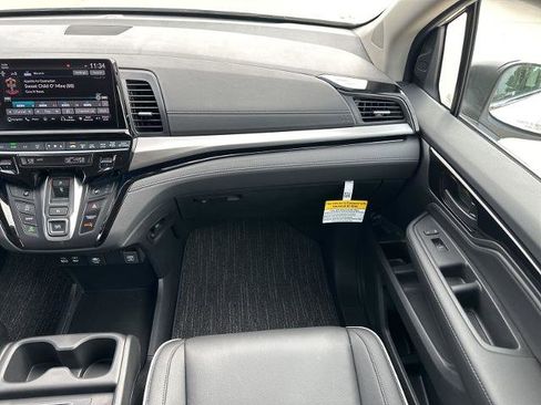 New 2026 Honda Odyssey Touring image 34