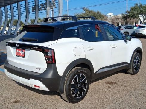 New 2026 Nissan Kicks SV w/ Cold Weather Package AWD/4WD image 7