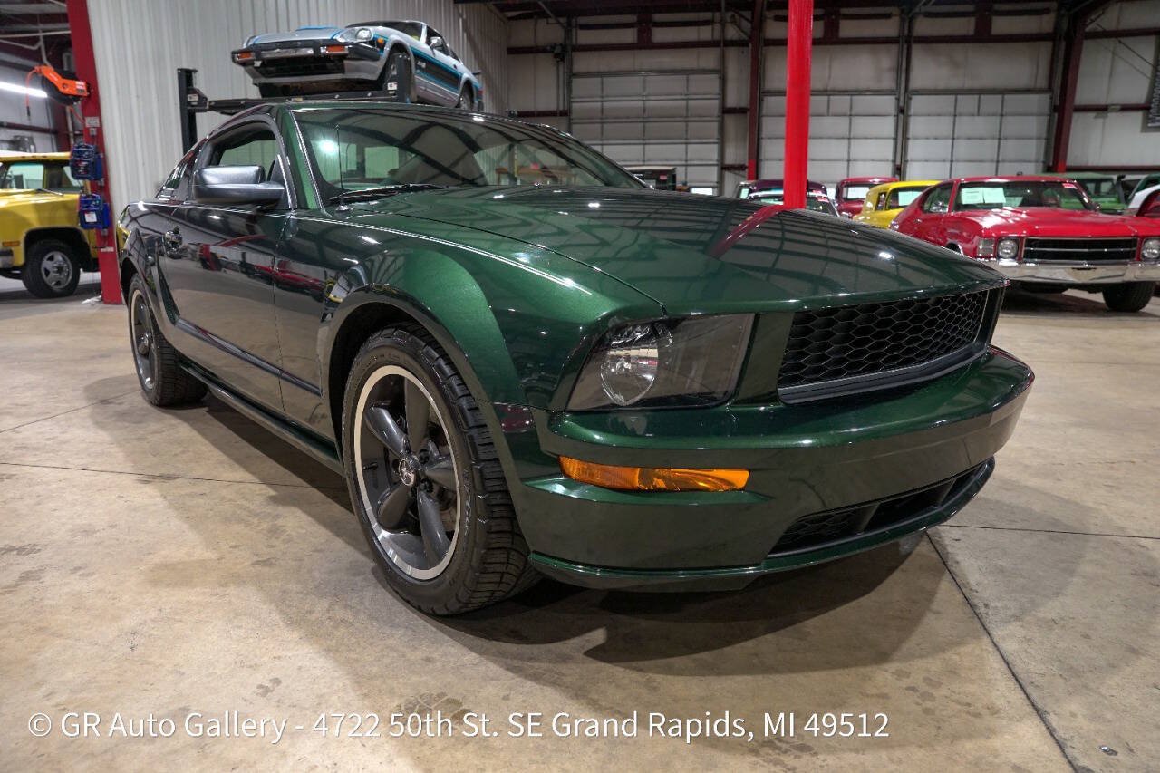 Used 2009 Ford Mustang GT Premium RWD image 12