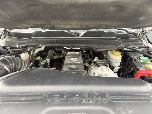 Used 2019 RAM 2500 Big Horn image 10