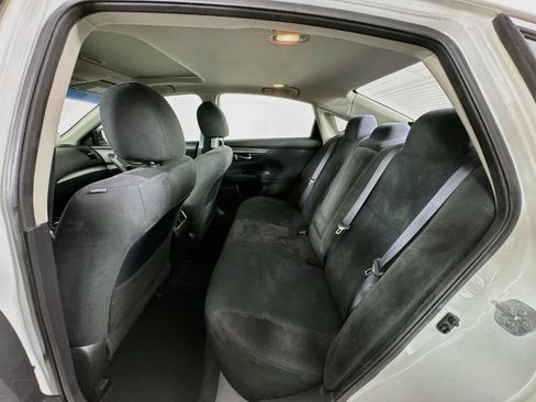 Used 2014 Nissan Altima 2.5 SV w/ Convenience Package FWD image 25